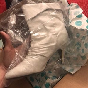 Chinese laundry booties